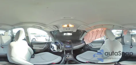 2018 Subaru Forester 2.5I Premium z USA, uszkodzony, nr VIN JF2SJAGC4JH479734